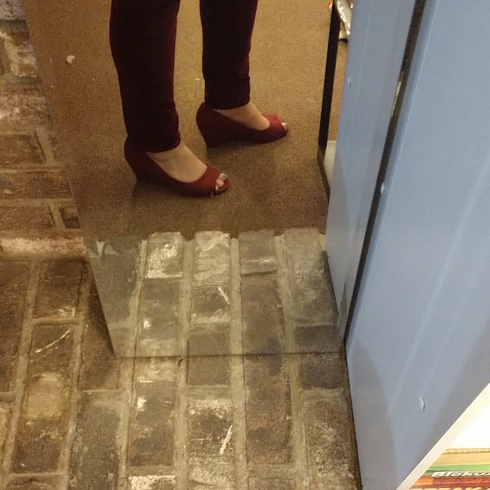 Peep toe mini wedges (wide)